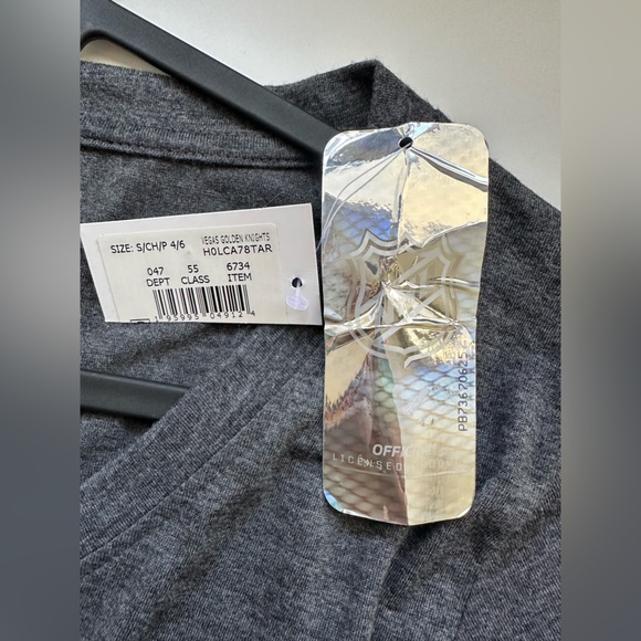 NWT- NHL Vegas Golden Knights Women’s V Neck T Shirt - Picture 4 of 5